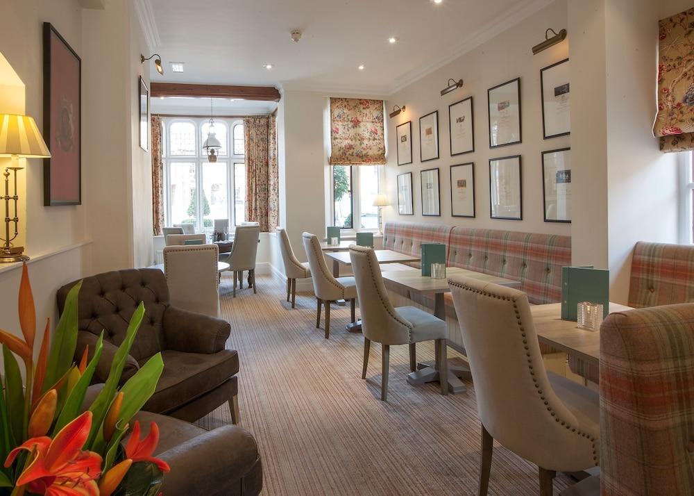 The Five Arrows Hotel Waddesdon Exteriör bild