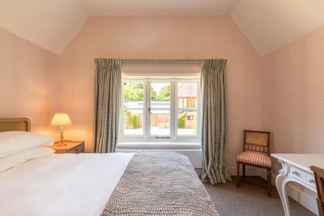 The Five Arrows Hotel Waddesdon Exteriör bild