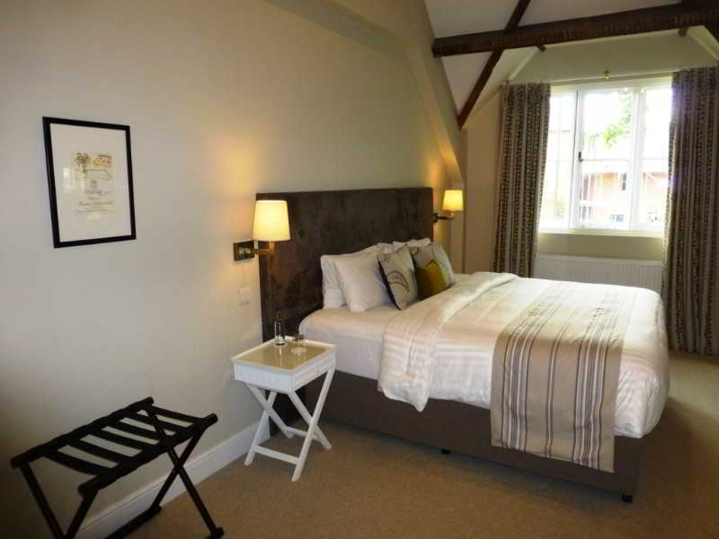 The Five Arrows Hotel Waddesdon Exteriör bild